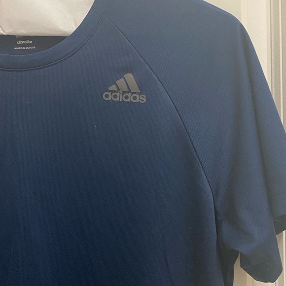 Adidas dry fit T-shirt - Picture 2 of 3